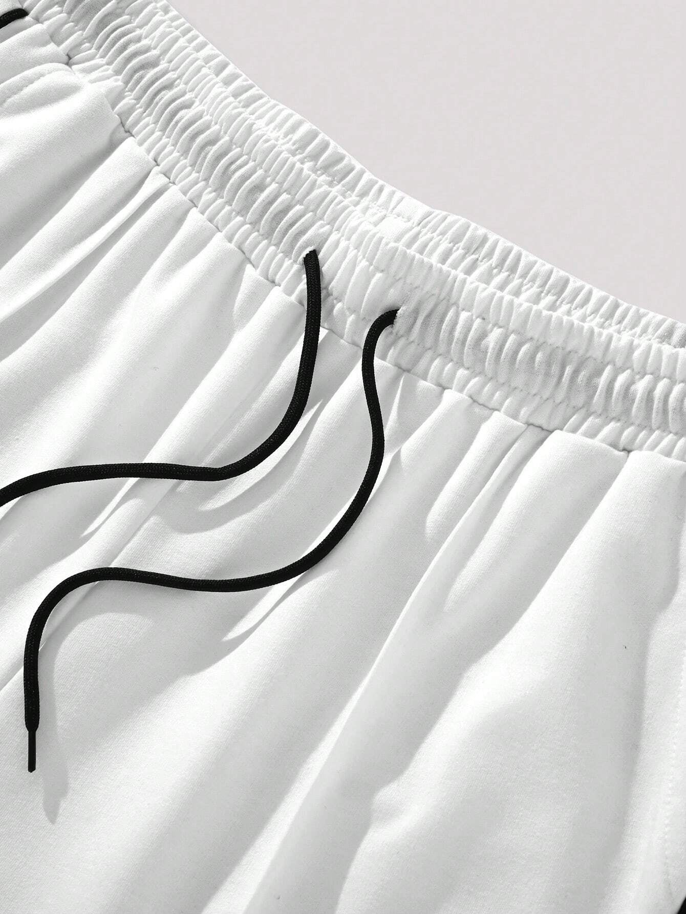 Manfinity Hypemode Men'S Loose Fit Sweatpants with Patch Detail and Drawstring Waist Straight Leg Long Sweat Pants Going Out Casual Boyfriend Gift